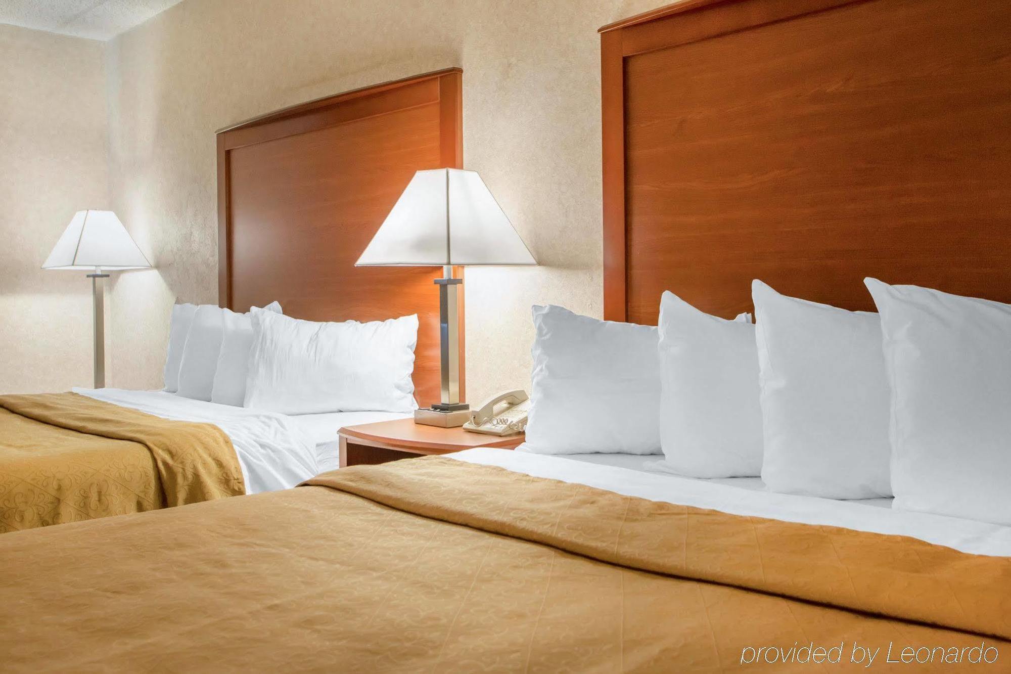 Quality Inn Stadium Area Green Bay Exterior foto